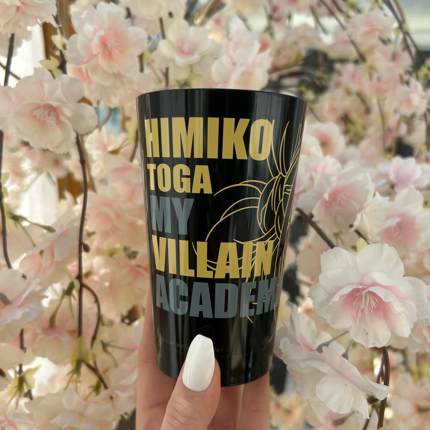 My Hero Academia Himiko Toga Becher