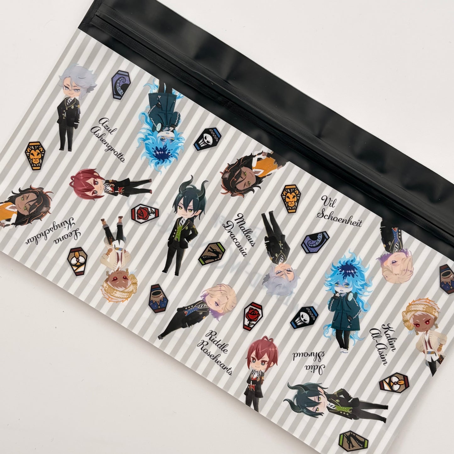 Twisted Wonderland Clear Pouch
