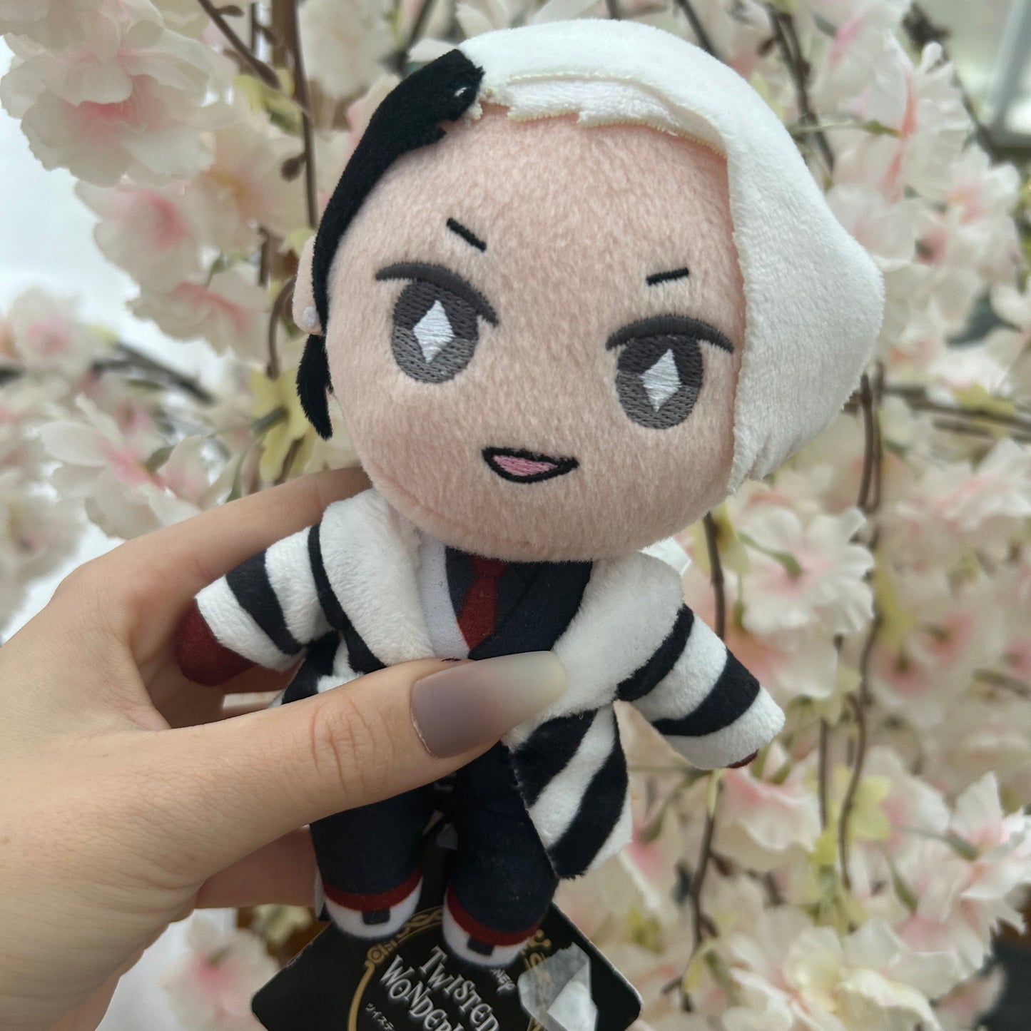 Twisted Wonderland Divus Crewel Plush