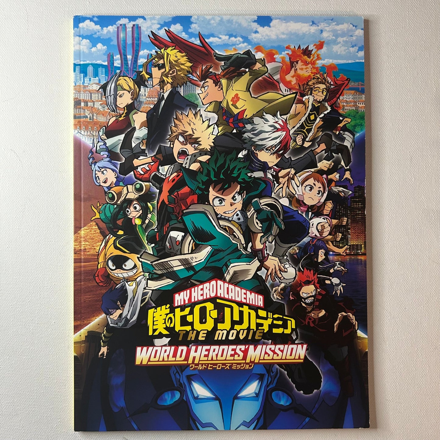 My Hero Academia World Heroes Mission Charakter Guide Art Book + Sticker Set