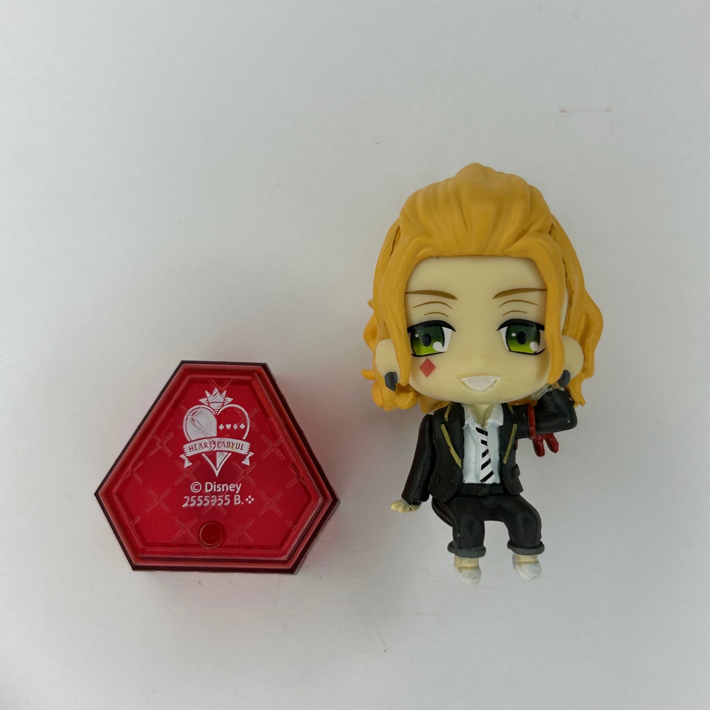 Twisted Wonderland Cater Diamond Figure