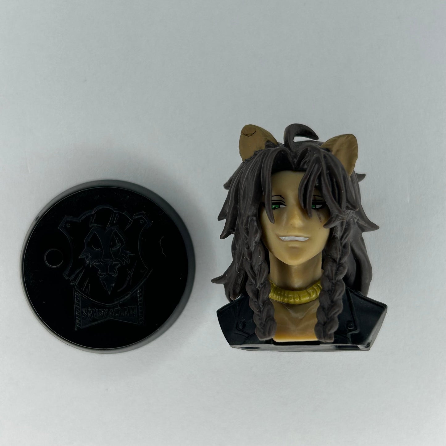Twisted Wonderland Leona Kingscholar Figure